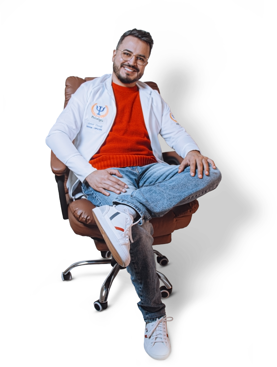 Psicólogo Leonir Troscki em atendimento clínico